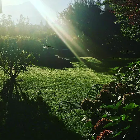 Marwa - Eine Ruheoase Im Grunen Mit Stadtblick Innsbruck